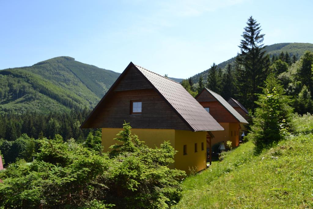 Chaty Pod Knizeci, Trojanovice Exterior foto