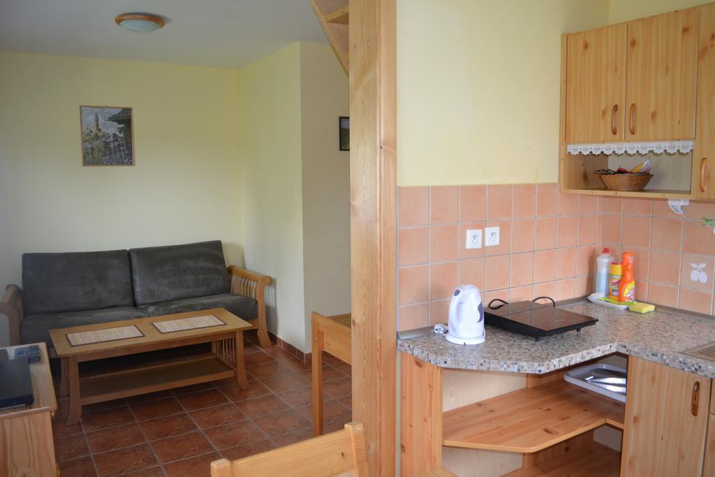Chaty Pod Knizeci, Trojanovice Exterior foto